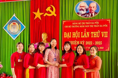 Lễ kết nạp Đảng viên của Chi bộ Mầm non Thị trấn Ea Pốk